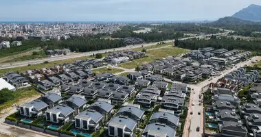 6 bedroom house in Konyaalti, Turkey