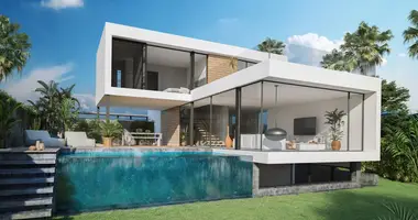 Villa 4 bedrooms in Estepona, Spain