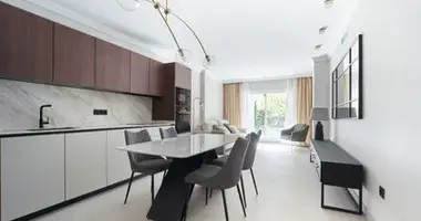 Apartamento 3 habitaciones en San Pedro Alcantara, Španjolska