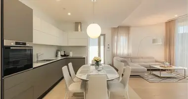 Wohnung 3 zimmer in Boreti, Montenegro
