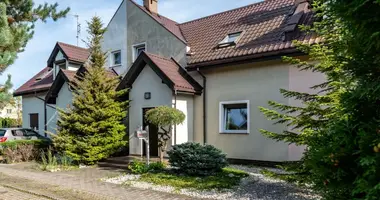 Nieruchomości komercyjne 106 m² w Poznań, Polska