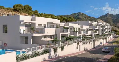 2 bedroom apartment in Benalmadena, Spain