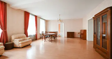 Квартира 5 комнат в Рига, Латвия