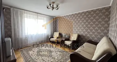 Apartamento 3 habitaciones en Muchaviecki sielski Saviet, Belarús