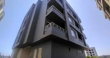 Квартира 2 комнаты в Акдениз, Турция
