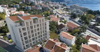 Wohnung 2 Schlafzimmer in Boreti, Montenegro