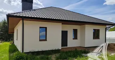 Maison dans Carnaucycki sielski Saviet, Bélarus