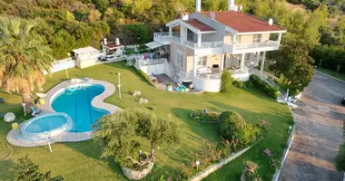 Villa 10 habitaciones en Polychrono, Grecia