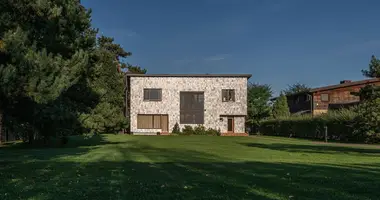 Дом в Antaniskes, Литва