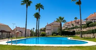 2 bedroom apartment in Manilva, Spain