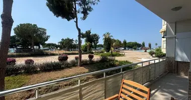 Villa 5 rooms in Mezitli, Turkey