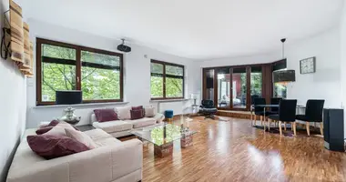 Wohnung 3 zimmer in Warschau, Polen