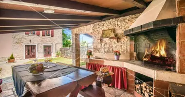 Casa 4 habitaciones en Opcina Marcana, Croacia