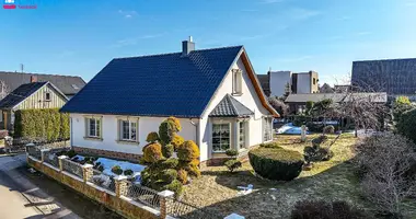 Dom w Szyłele, Litwa