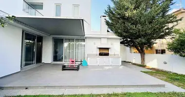 4 bedroom apartment in Nicosia, Cyprus