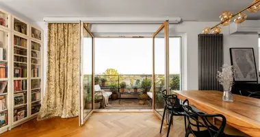 4 room apartment in Warsaw, Poland