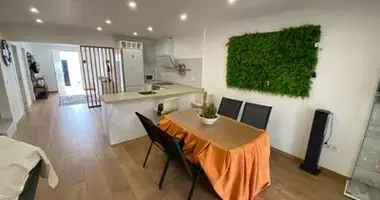 Casa 4 habitaciones en Dos Hermanas, Španjolska