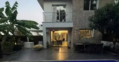 Дом 4 спальни в Никосия, Кипр