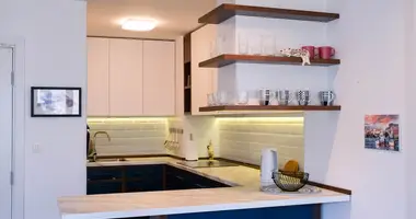 Apartamento 3 habitaciones en Budva, Montenegro