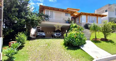 3 bedroom house in Regiao Imediata de Sao Paulo, Brazil