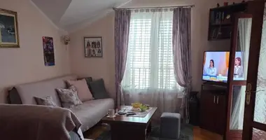 Квартира 3 комнаты в Тиват, Черногория