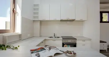 Wohnung 3 Schlafzimmer in Rafailovici, Montenegro