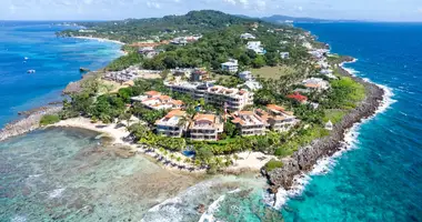 Condo 2 bedrooms in West Bay, Honduras