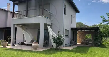Villa 6 habitaciones en Pefkochori, Grecia