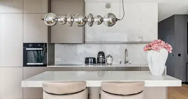 Appartement 4 chambres dans Voïvodie de Mazovie, Pologne