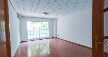 4 bedroom apartment in Valencia, Spain