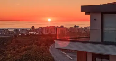 Villa 6 bedrooms in Muratpasa, Turkey