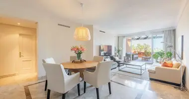 3 bedroom apartment in San Pedro Alcantara, Spain