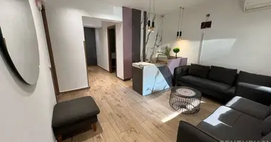 Propriété commerciale 100 m² dans Tirana, Albanie