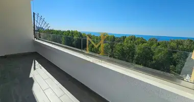 Mieszkanie 4 pokoi w Bashkia Durres, Albania