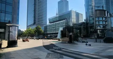 Propiedad comercial 85 m² en Varsovia, Polonia