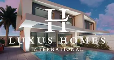 Villa 4 bedrooms in Santa Pola, Spain