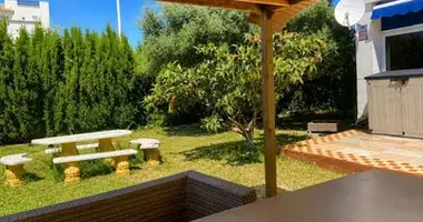 Wohnung 2 Schlafzimmer in San Pedro Alcantara, Spanien