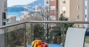 Condo w Rafailovici, Czarnogóra