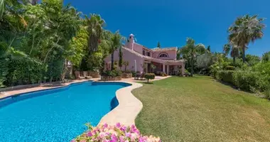5 bedroom house in Benahavis, Spain