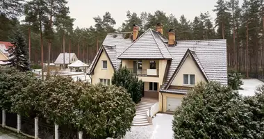 Casa 8 habitaciones en Priedkalne, Letonia