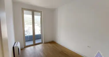 2 bedroom apartment in Becici, Montenegro