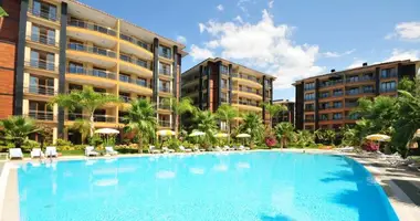 Mieszkanie 4 pokoi w Alanya, Turcja