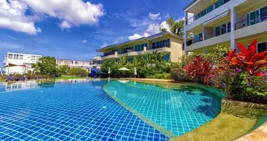 Apartamento 2 habitaciones en Karon, Tailandia