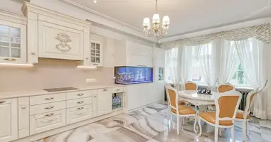 Квартира 3 комнаты в Валмиера, Латвия