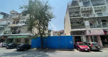 Land in Sangkat Phsar Chas, Cambodia