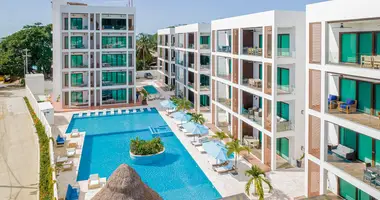 Condo 2 chambres dans West Bay, Honduras