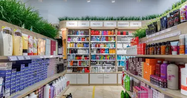 Gewerbefläche 100 m² in Barcelona, Spanien