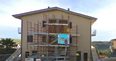 Mieszkanie 5 pokojów w Terni, Włochy