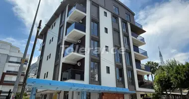 Apartamento 3 habitaciones en Konyaalti, Turquía