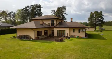 Haus 5 zimmer in Turkalne, Lettland